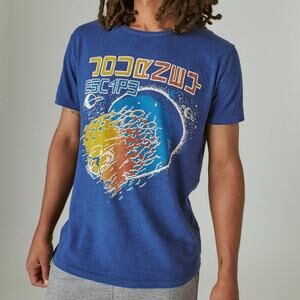 Lucky Brand Journey Escape Short Sleeve Concert Graphic Band Tee Blue Depths XXL
